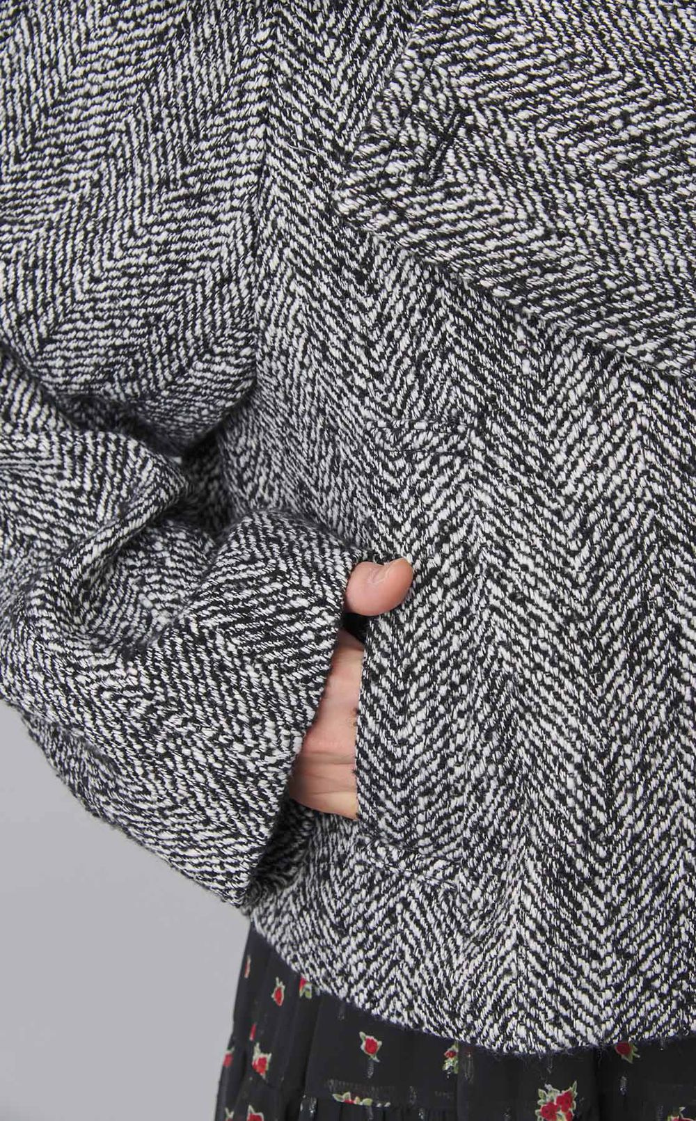 スタンドカラーショートコート