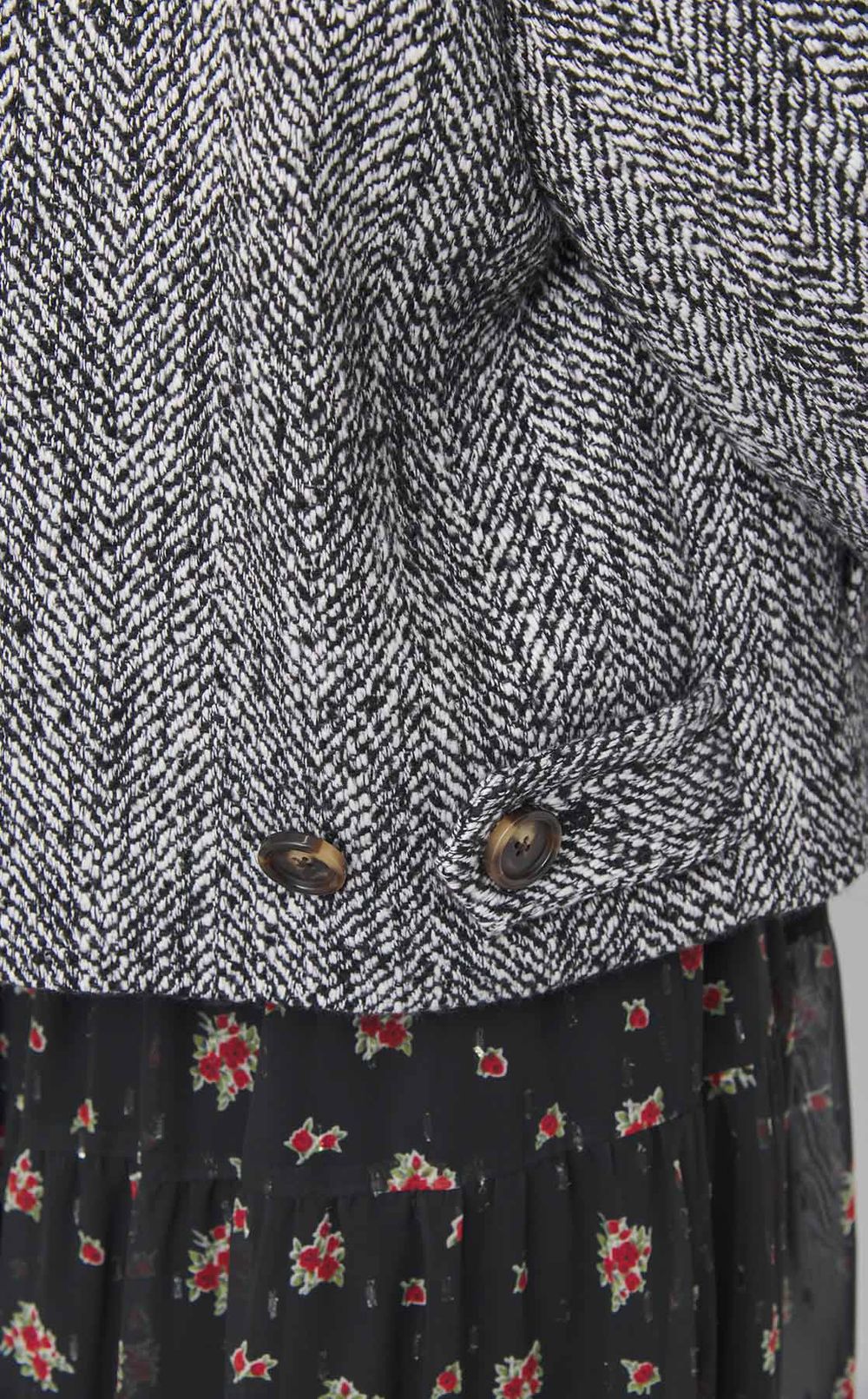 スタンドカラーショートコート