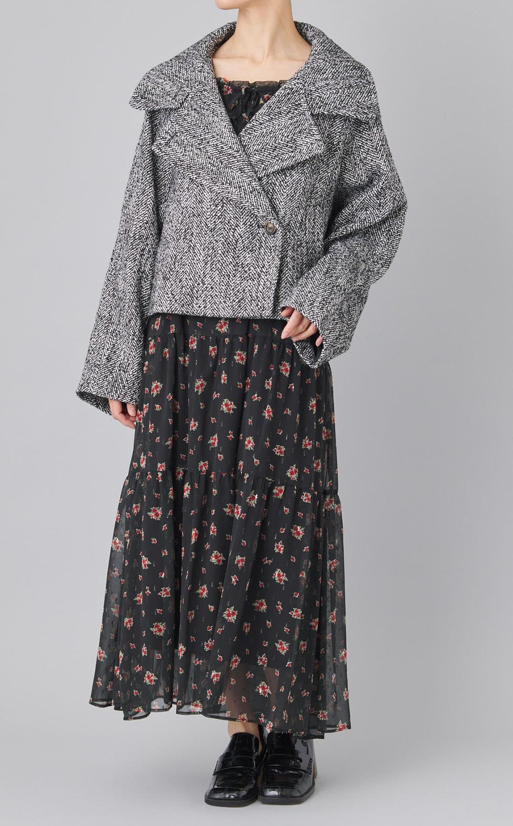 スタンドカラーショートコート