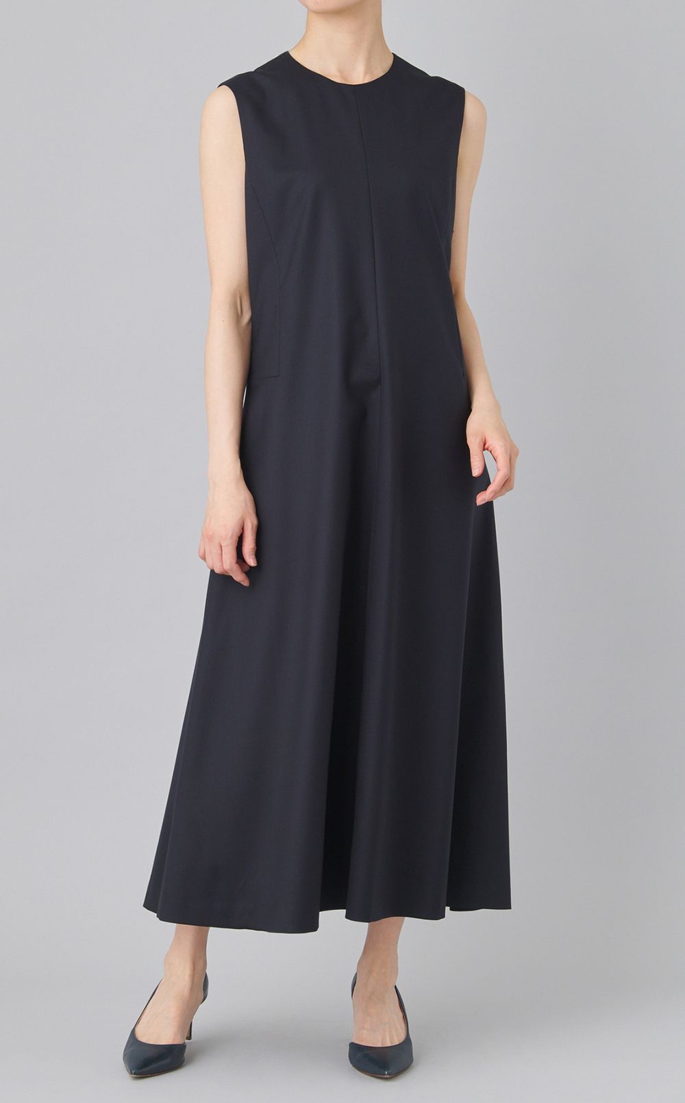 シルクウールノースリーブワンピース