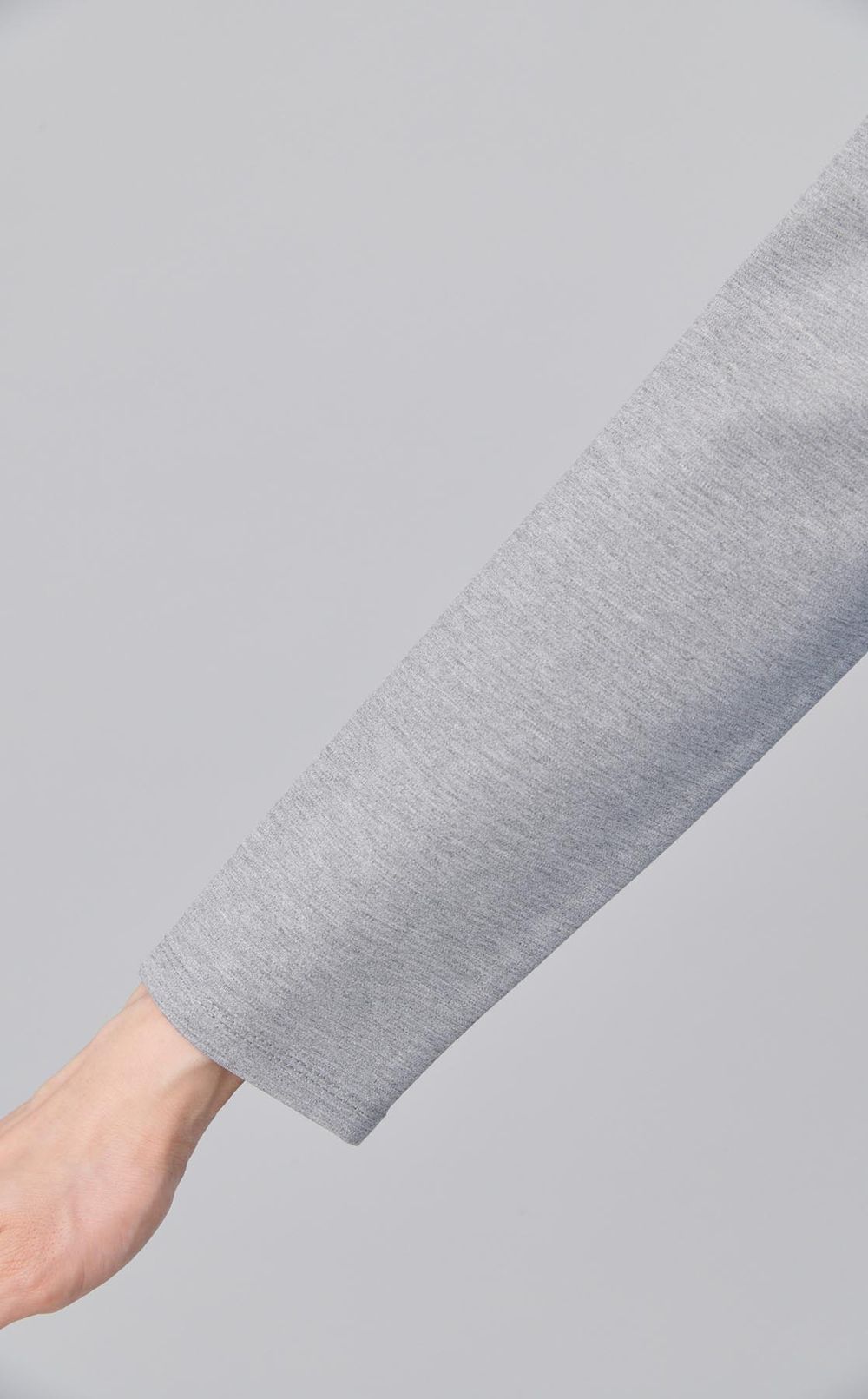 ペプラムドッキングプルオーバー