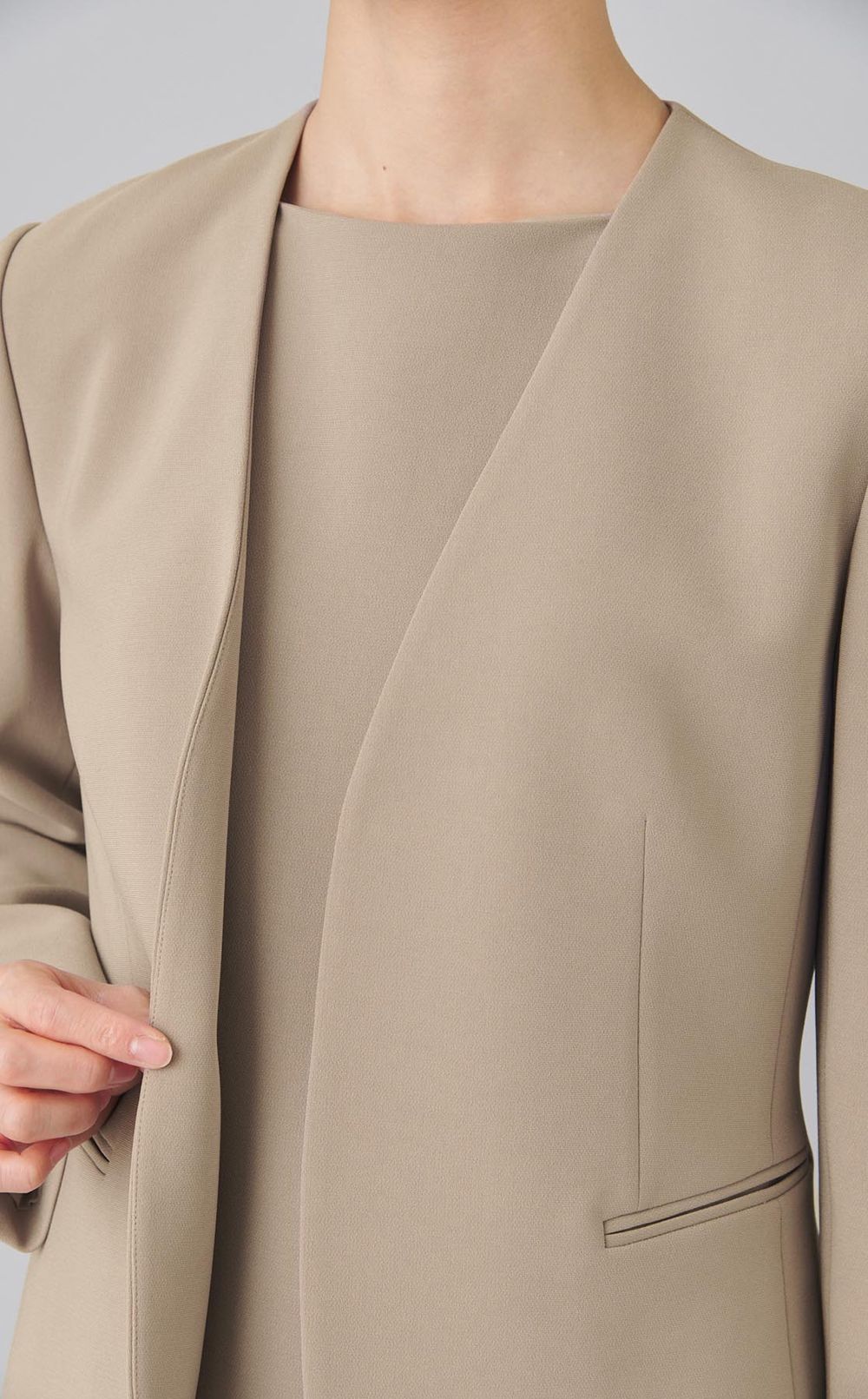 トリアセテートノーカラージャケット