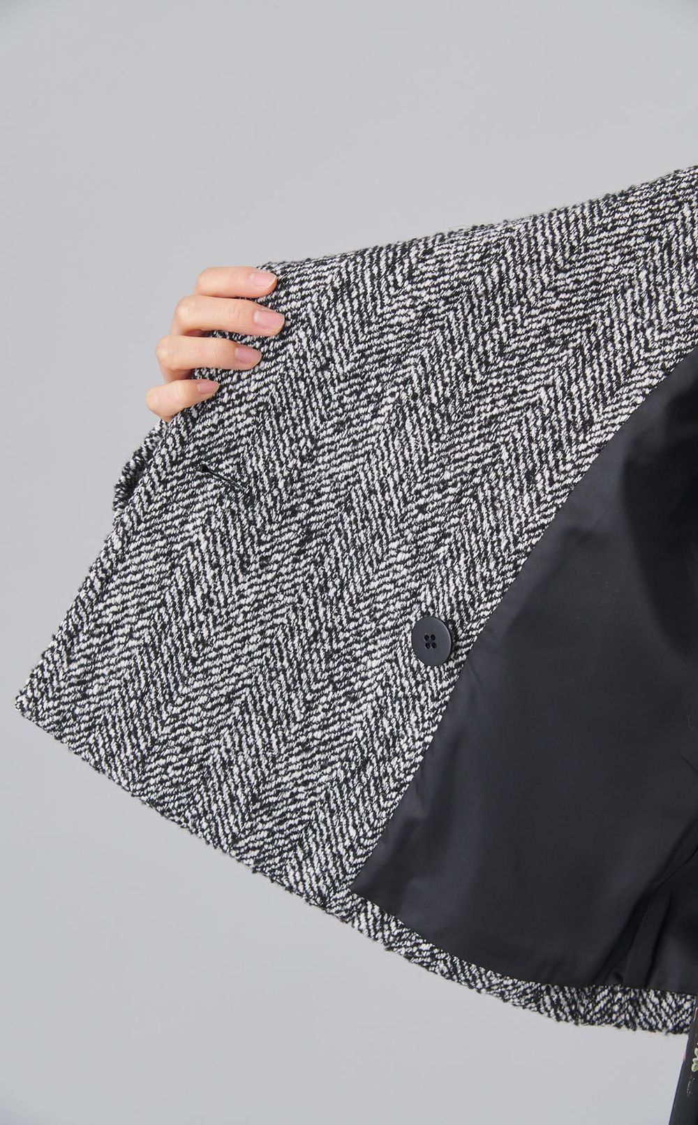 スタンドカラーショートコート