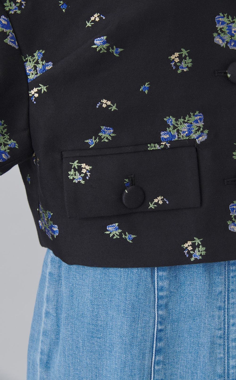 フラワージャガードショート丈ブルゾン