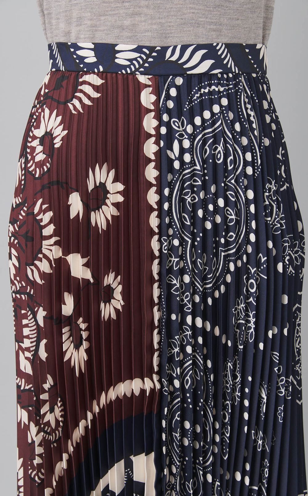 切替プリントプリーツミディスカート