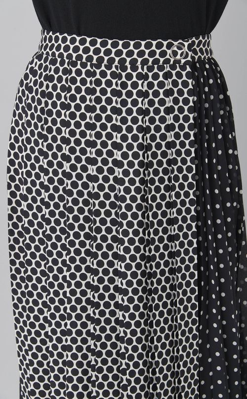 ドットプリントロングスカート