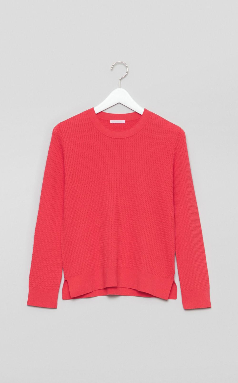 ケーブルプルオーバーニット