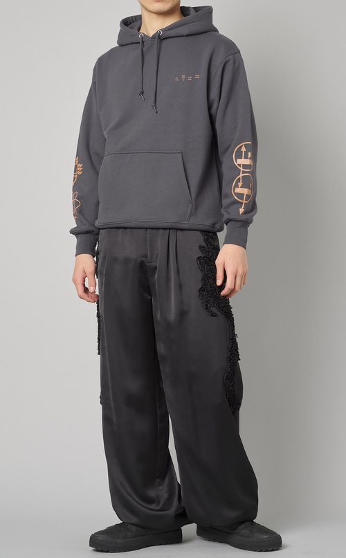 グラフィックプリントフーディー