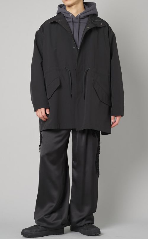 グラフィックプリントフーディー