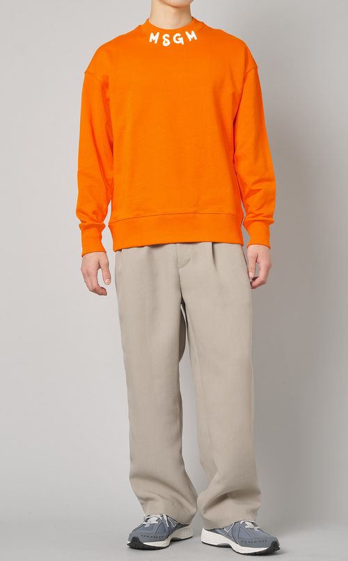 ネックロゴスウェット