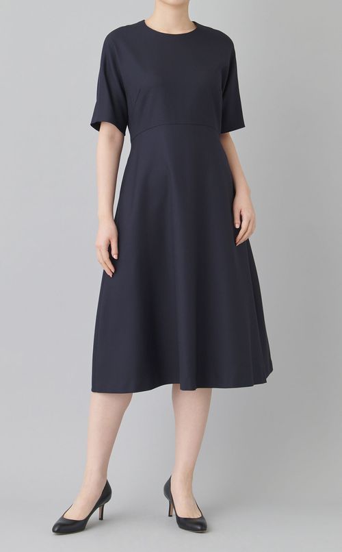 ウールハーフスリーブフレアワンピース