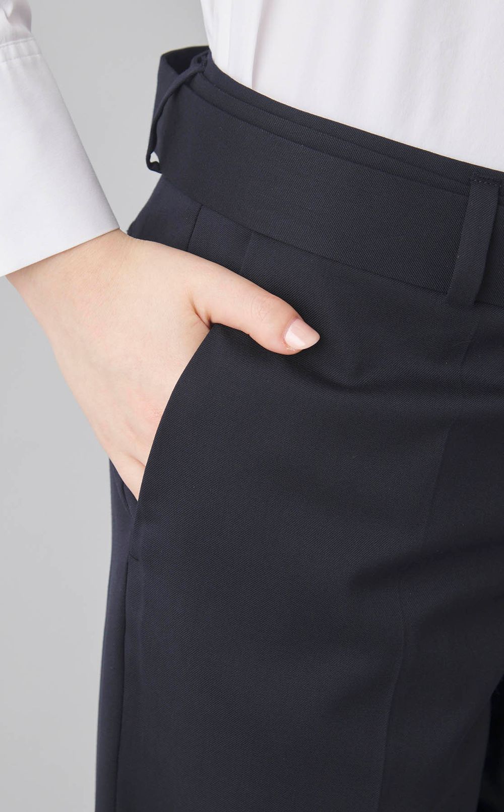 ツイルベルテッドローライズパンツ