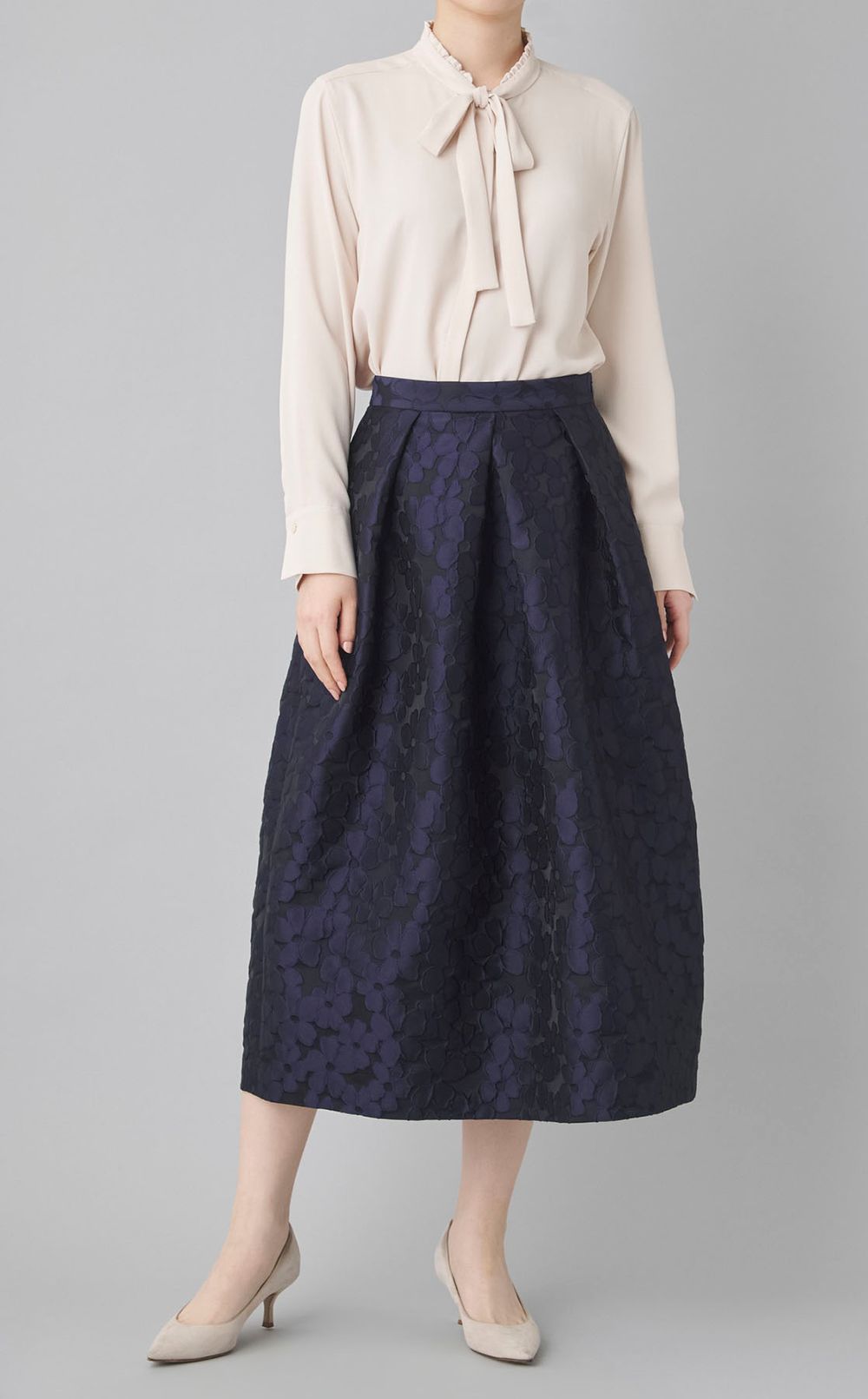 フラワージャガードタックスカート