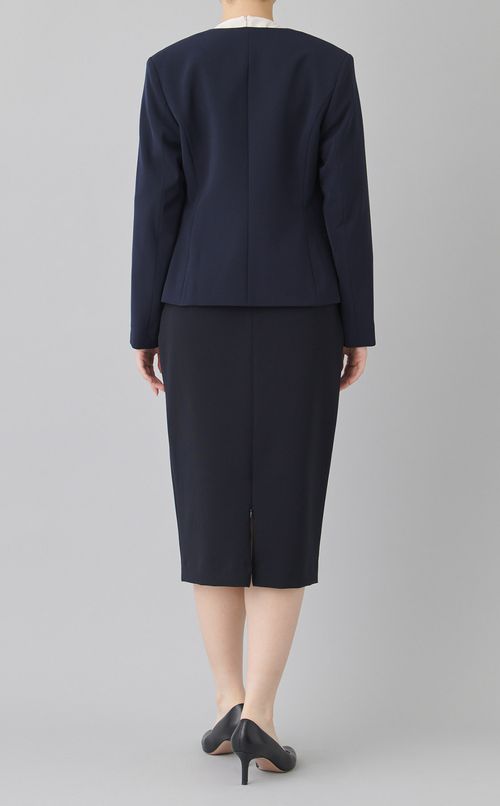 クルーネックミニマルジャケット