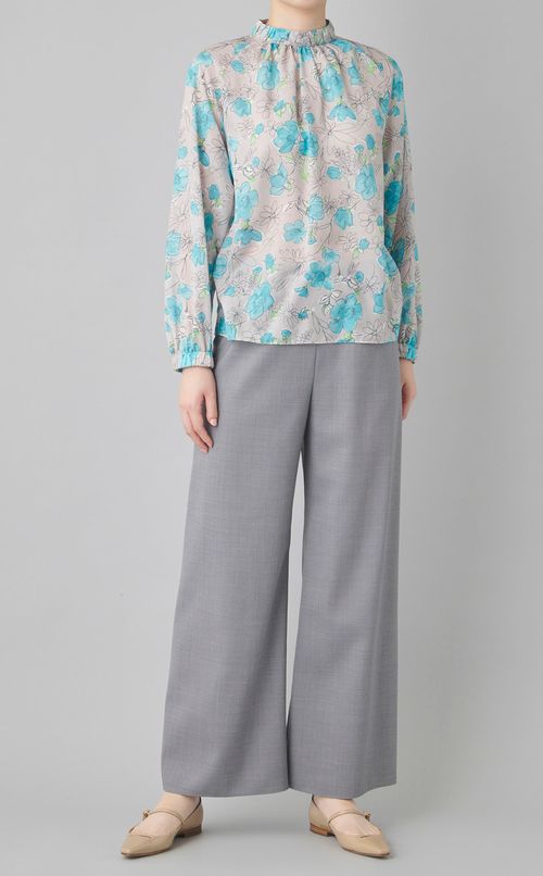 アネモネプリントハイネックブラウス