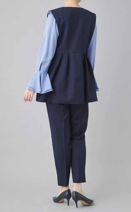 ペプラムパンツセットアップ