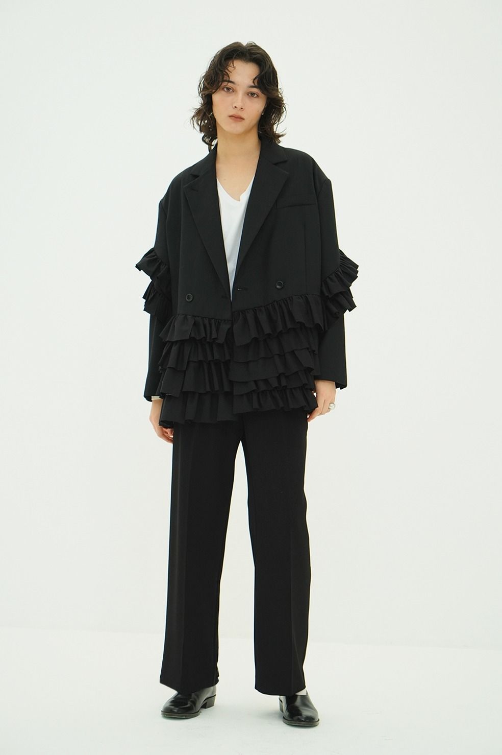 フリルドテーラードジャケット