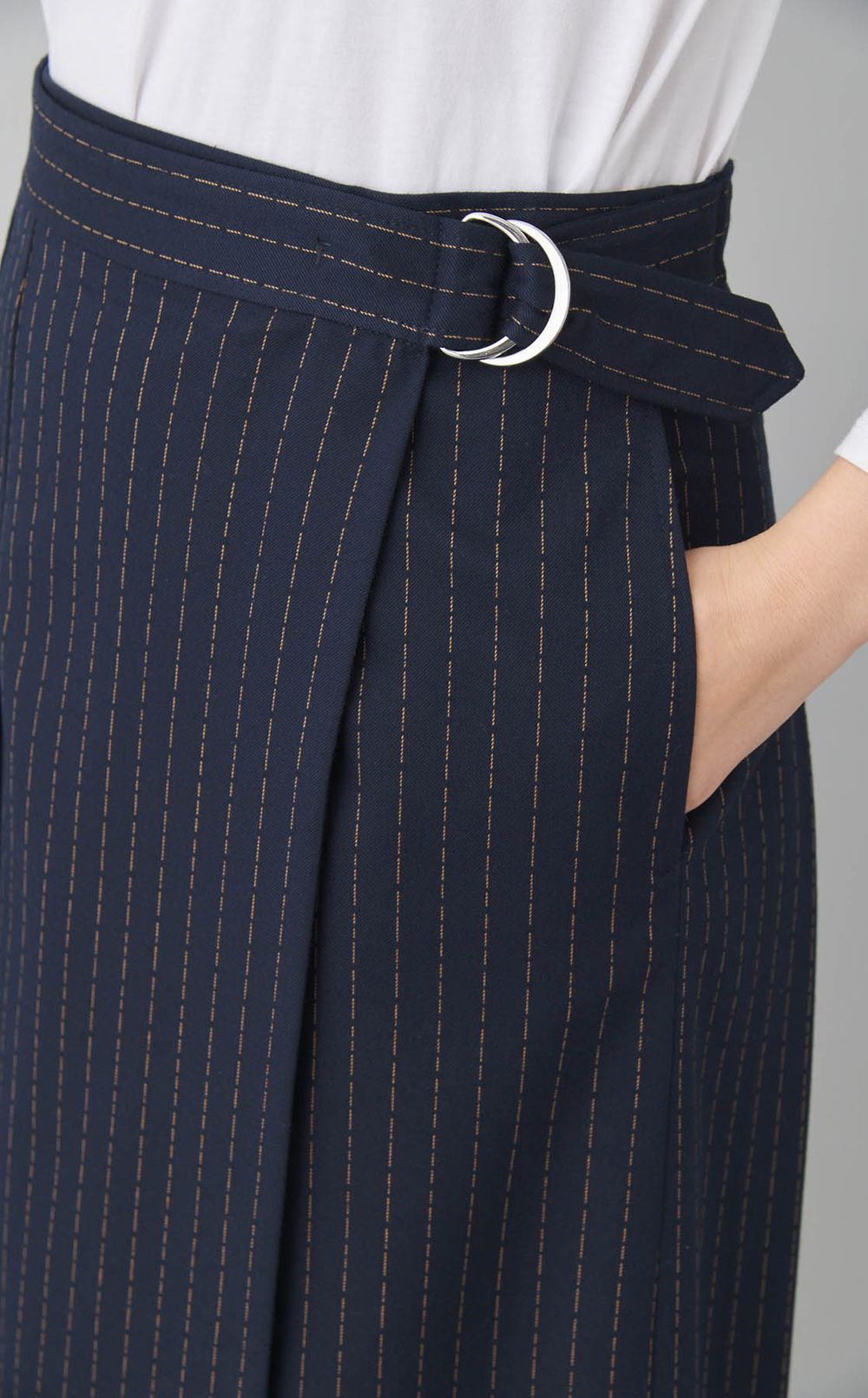 ピンストライプランダムプリーツスカー卜