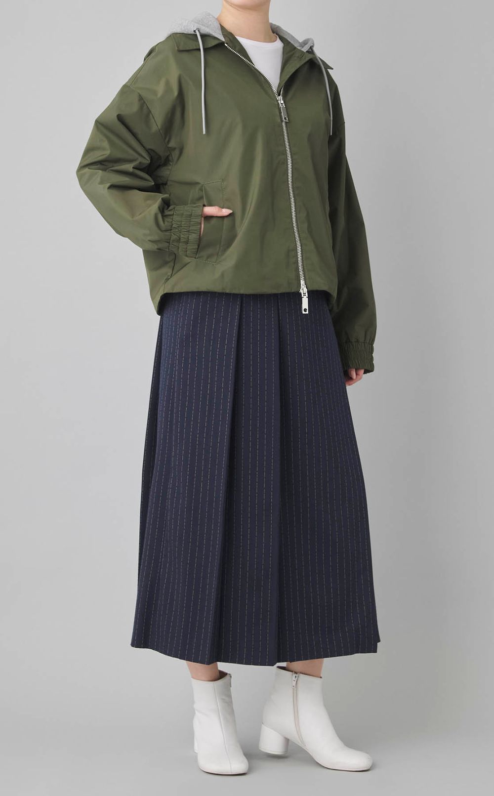 ピンストライプランダムプリーツスカー卜