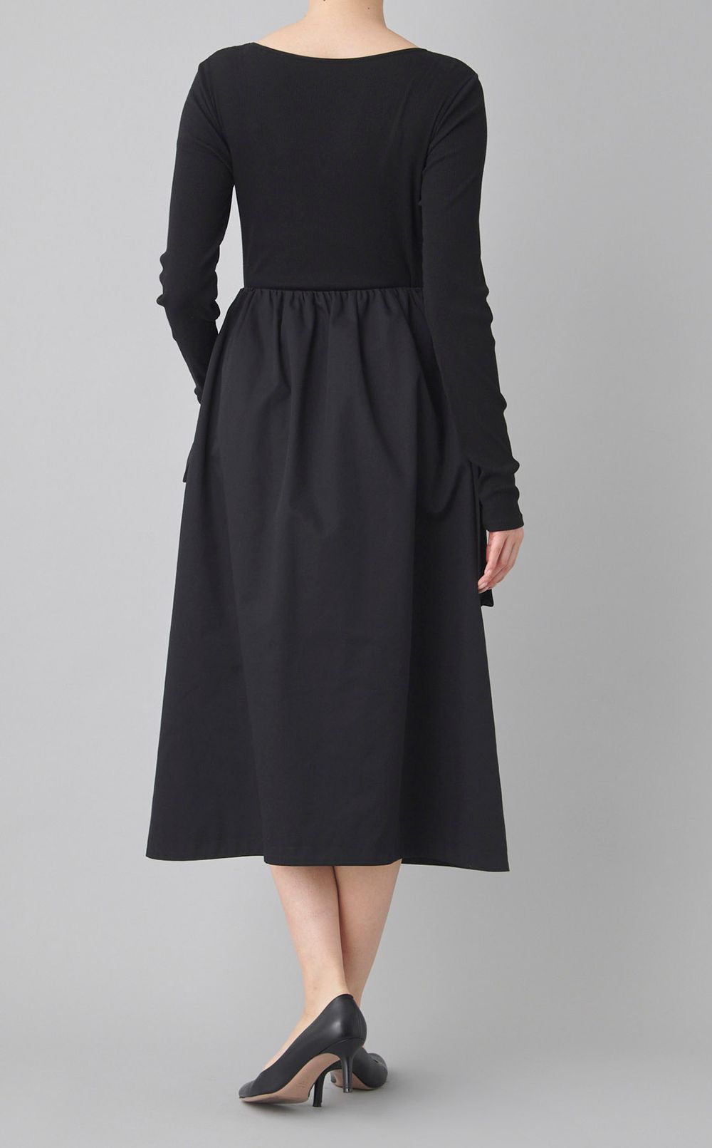 ウェストギャザー2ポケットスカート