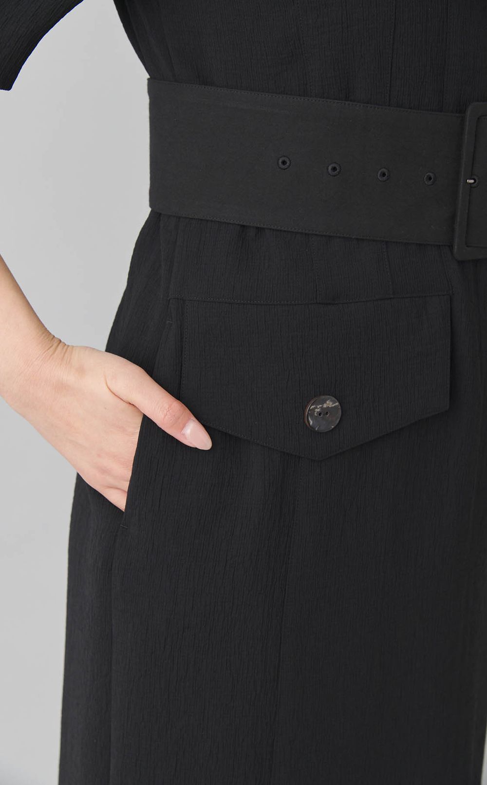 フロントポケットベルテッドワンピース