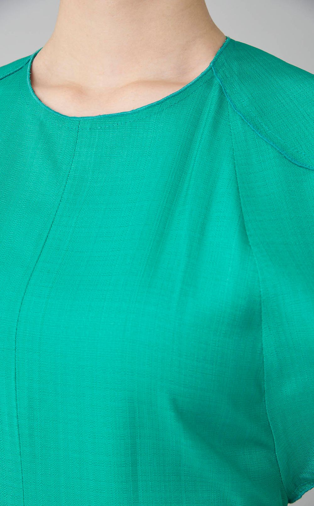 キャップスリーブフレアワンピース