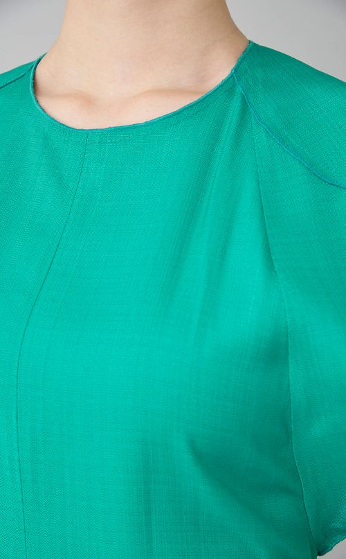 キャップスリーブフレアワンピース