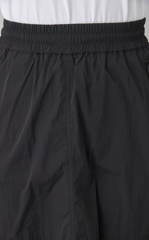 ナイロンサイドジップロングスカート