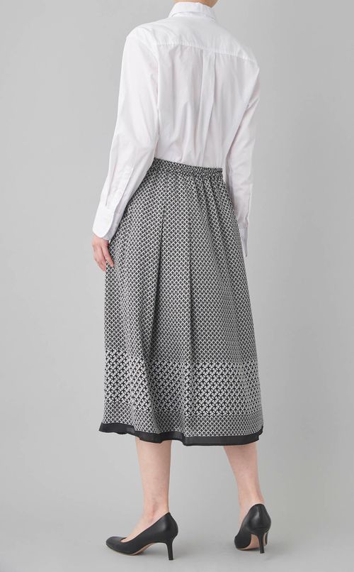 バイカラープリントタックスカート