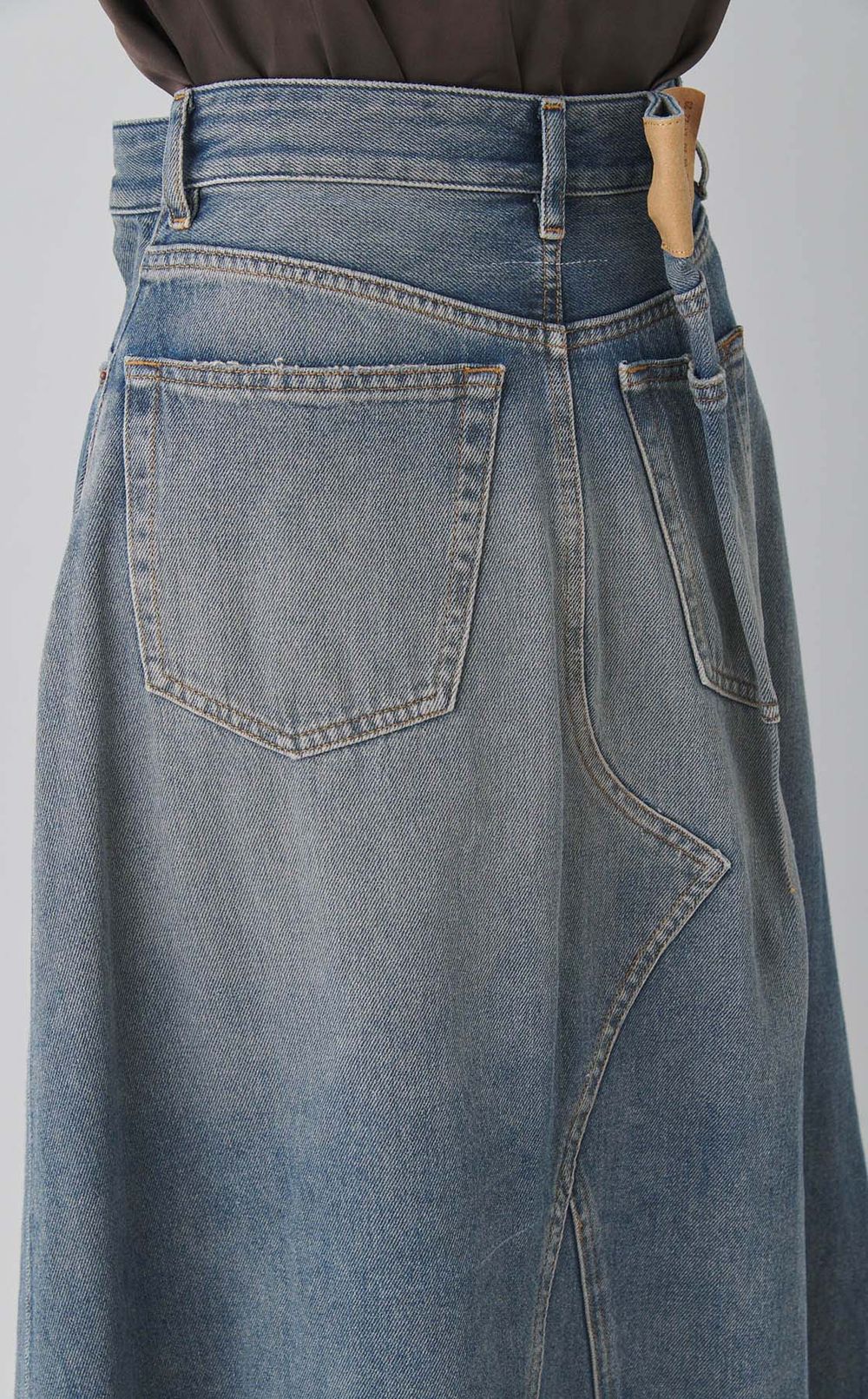 デニムミディスカート