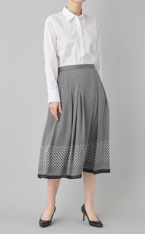 バイカラープリントタックスカート