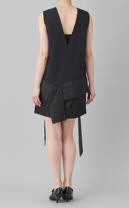 ローズモチーフ付ミニワンピース