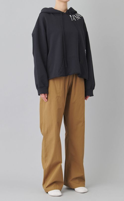 ボックスロゴフーディ