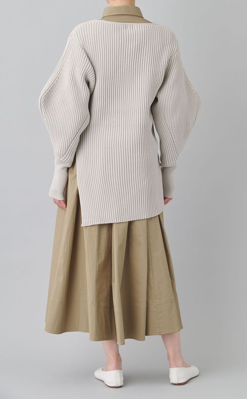 Vネックリブニットプルオーバー