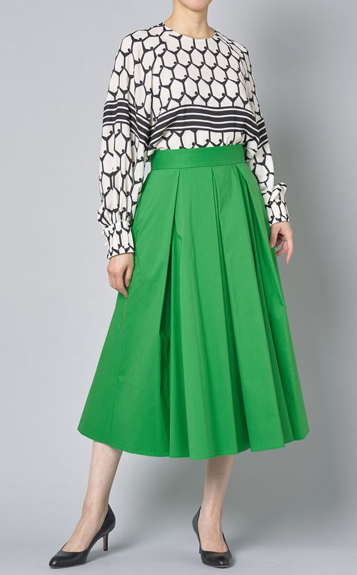 ヘキサゴンプリントボウタイブラウス