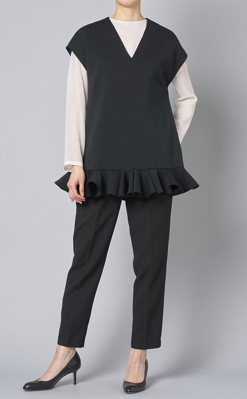 ジャージーVネック裾フレアトップス