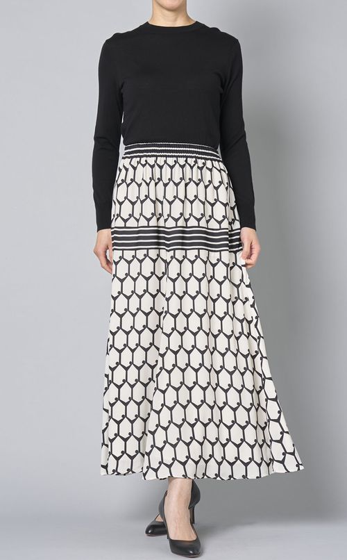 ヘキサゴンプリントフレアスカート