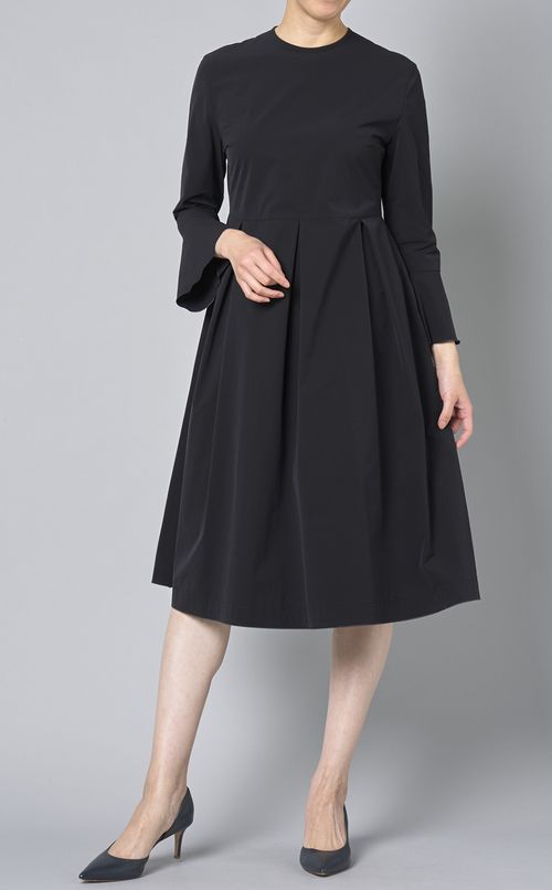 ストレッチタフタタックワンピース