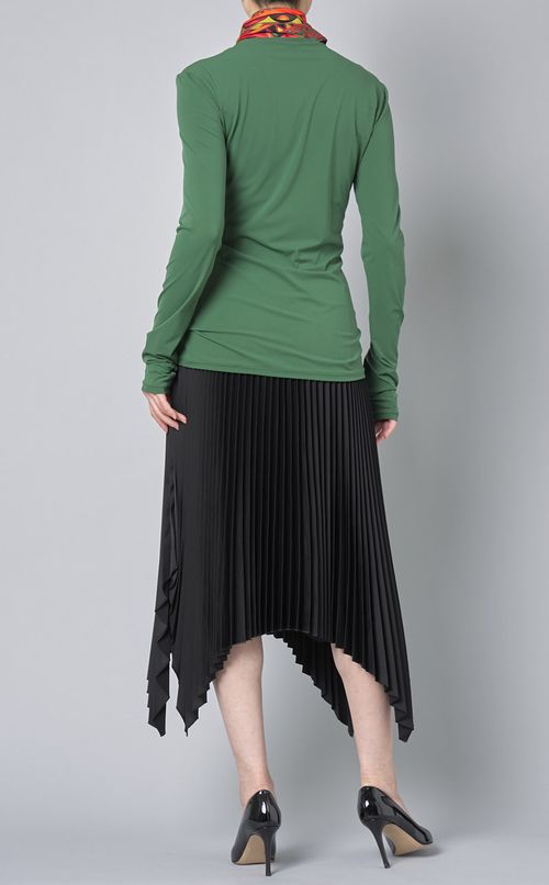 スカーフ付ハイネックトップス