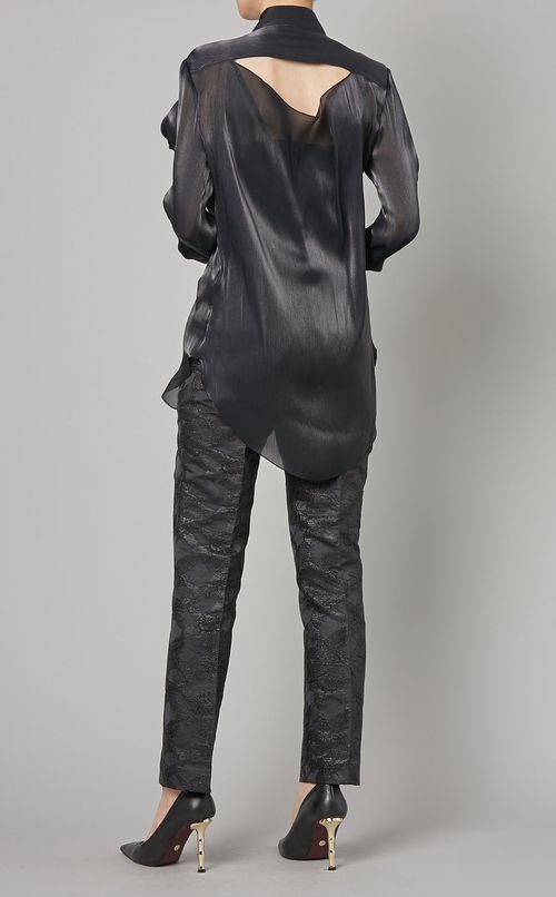 シアークレープロングタイネックブラウス