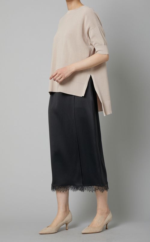 ハーフスリーブクルーネックニット