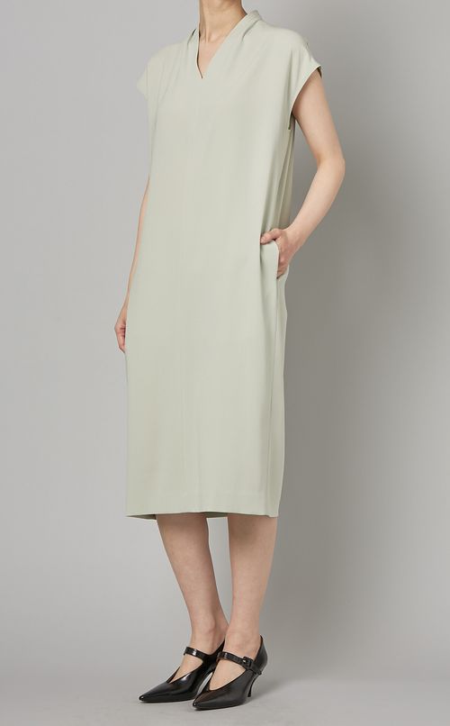 ドレープVネックワンピース