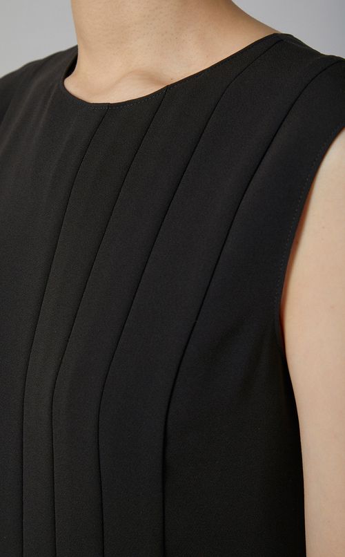 トリアセノースリーブワンピース