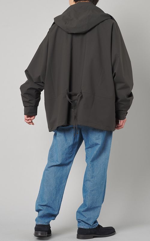 フードブルゾン