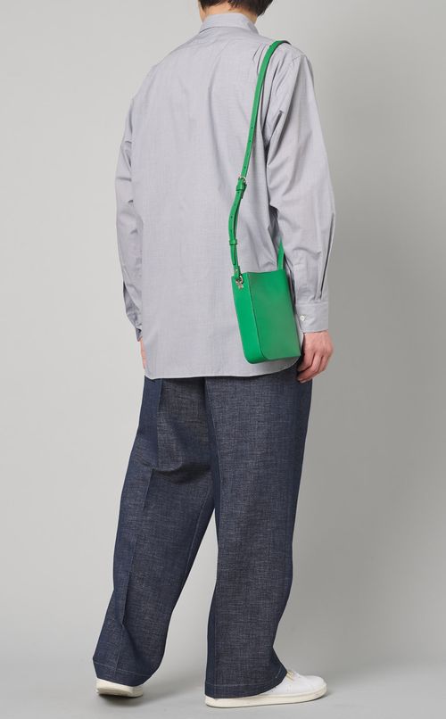 ボックスステッチポシェット