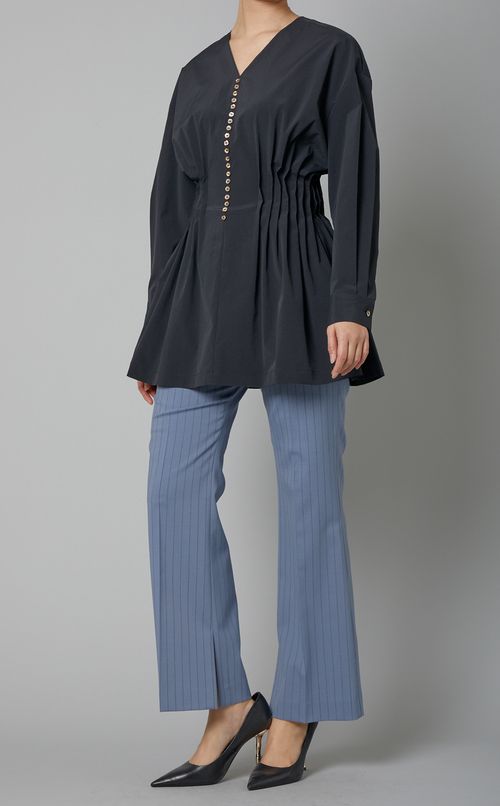 ピンタックVネックロングスリーブシャツ