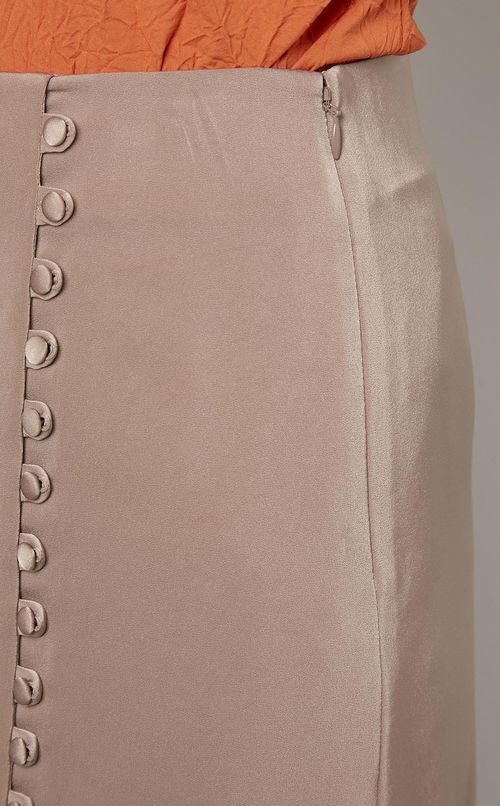 ラップボタンディテールミディスカート