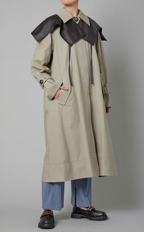 ピンストライプフレアパンツ