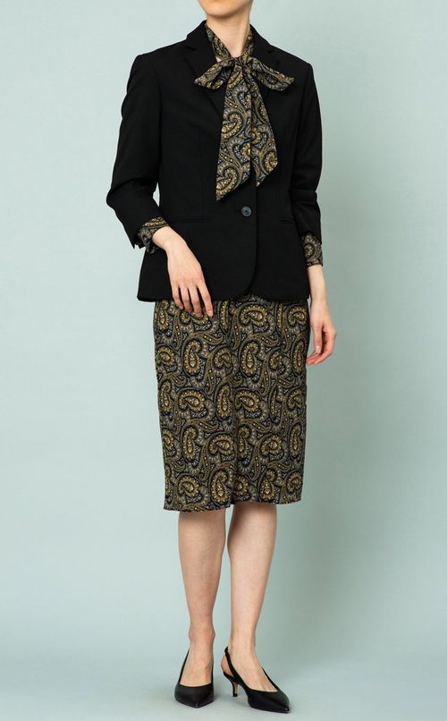 ボウタイ付ペイズリープリントワンピース