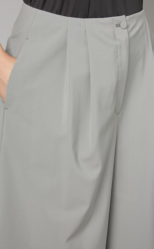 クロップドフレアパンツ